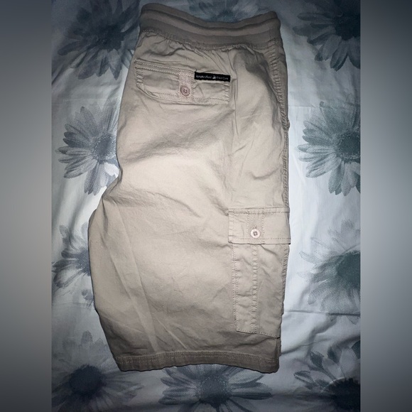 NWT! Beverly Hills Polo Club Shorts (Bermuda length) Women’s Size Large!! - Picture 5 of 14